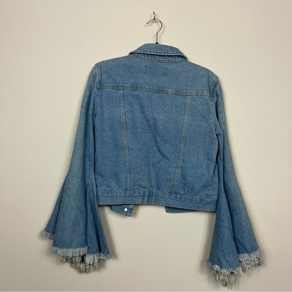 DAYA BY ZENDAYA BELL SLEEVE BUTTON UP DENIM JACKET SIZE SMALL - Picture 12 of 16